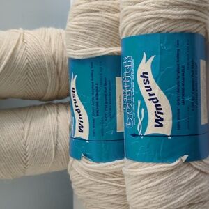 Vintage Brunswick Yarn Windrush Orlon Acrylic Lot (4) "Parchment" 3.5 oz 220 yds